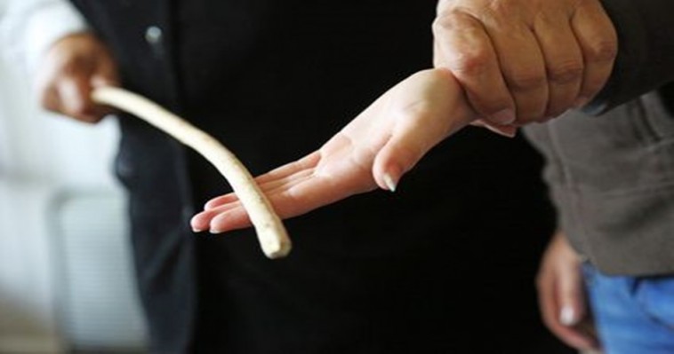 pelajar dimalukan oleh guru